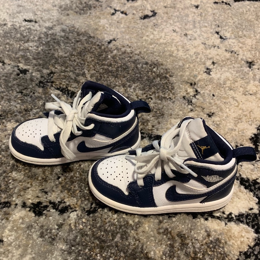 Kids Air Jordan 1